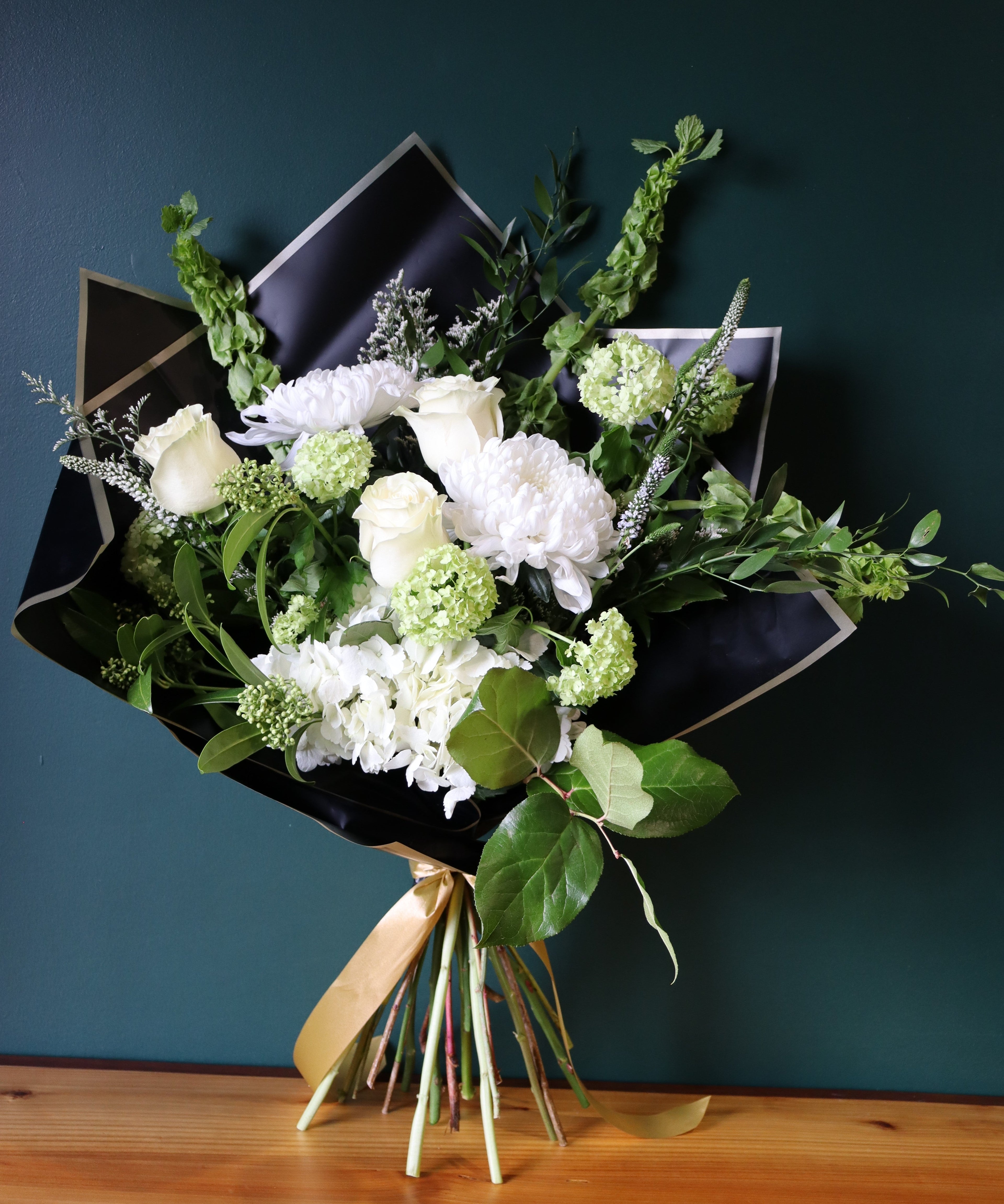 Classic Ivory Bouquet